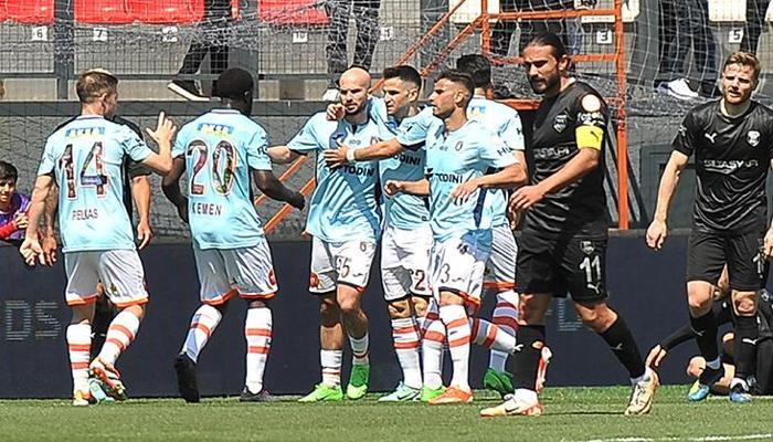 5 gollü maçta kazanan Başakşehir! (Pendikspor 2-3 Başakşehir | Özet)