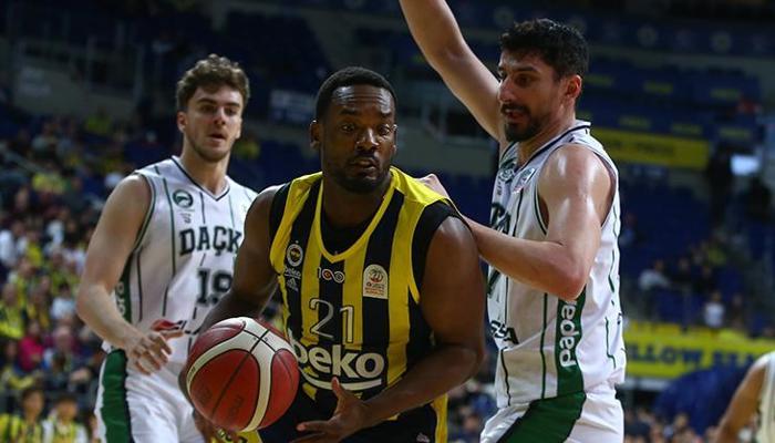 Basketbol Süper Ligi'nde Fenerbahçe Beko, sahasında Darüşşafaka'yı farklı geçti