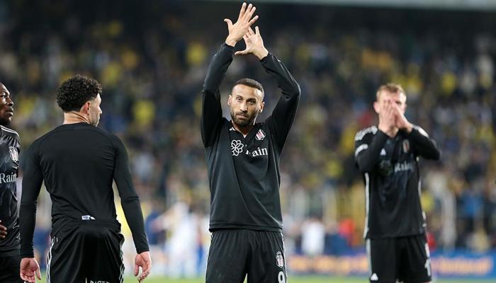 Fenerbahçe yenilgisi sonrası Beşiktaş'ta Cenk Tosun: Kırmızı kart planlarımızı bozdu