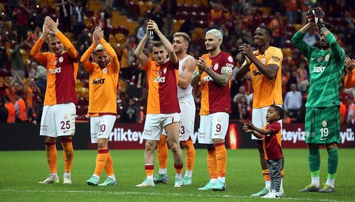 Galatasaray'da ayrılıklar peş peşe!