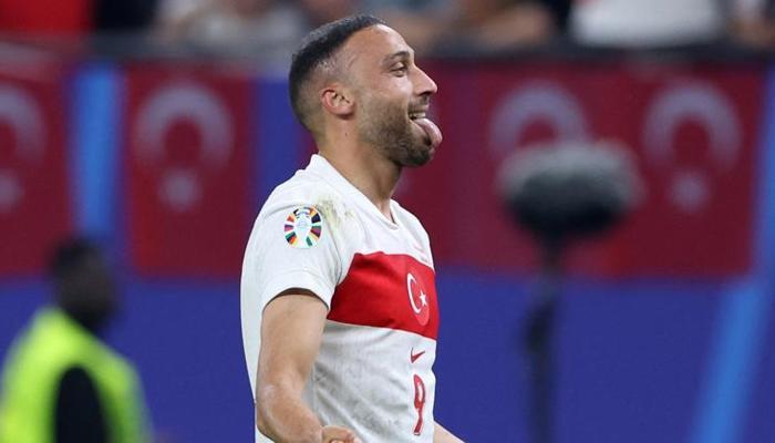 Çekya'yı yıkan golü atan Cenk Tosun iddialı!