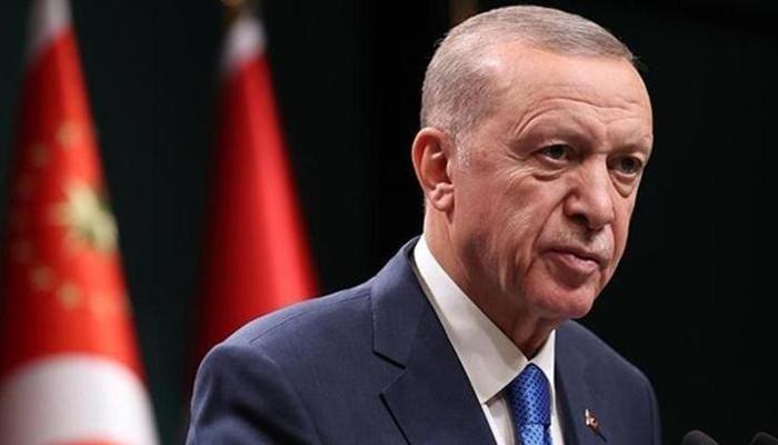 Cumhurbaşkanı Erdoğan'dan A Milli Futbol Takımı'na tebrik!