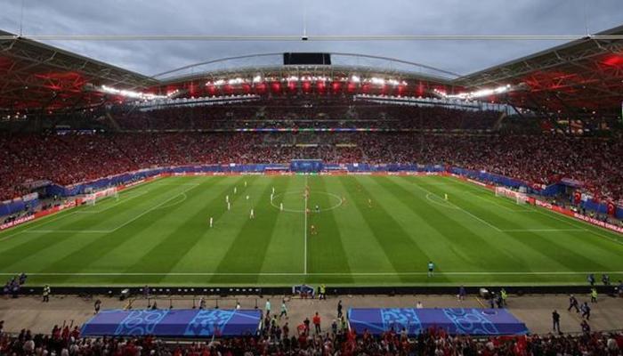 Türkiye maçı öncesindeki ırkçı sloganlara soruşturma!