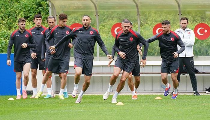 A Milli Futbol Takımı, Hollanda maçı hazırlıklarını sürdürdü