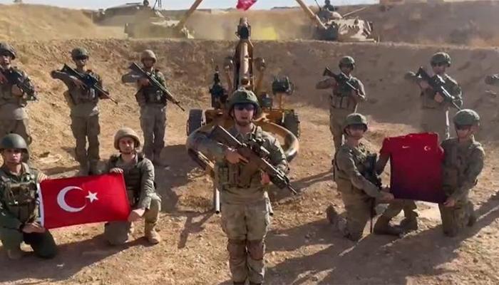 Mehmetçiklerimizden A Milli Takım'a destek mesajı