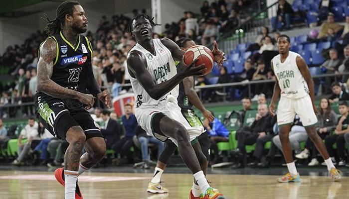 Darüşşafaka'dan 20 sayı fark!