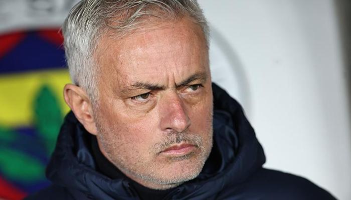 Mourinho'dan Djiku, Carlos ve Yusuf Akçiçek açıklaması