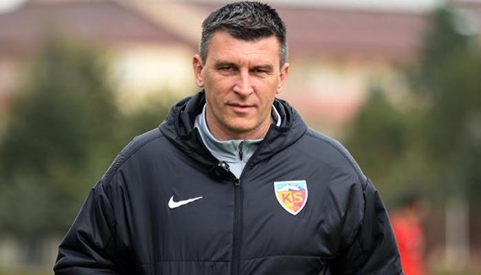 Jakirovic: 'Futbolcularımızın mücadelesi bizi buraya getirdi!'