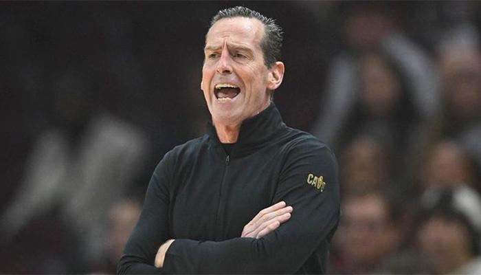 NBA'de sezonun başantrenörü Kenny Atkinson!