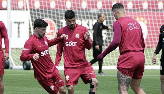 Galatasaray'ın kamp kadrosu açıklandı