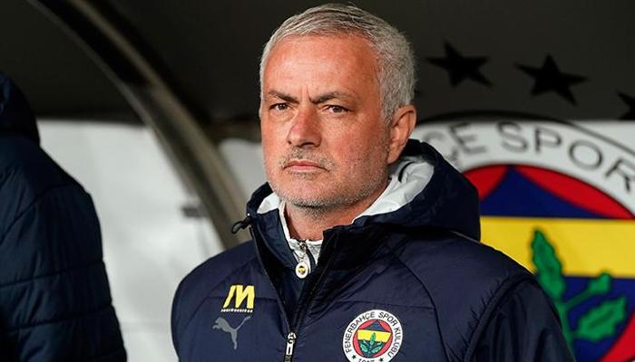 Fenerbahçe'de Jose Mourinho ve Devin Özek başrolde!