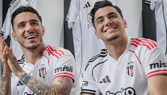 Beşiktaş'ta formalar satışa çıktı