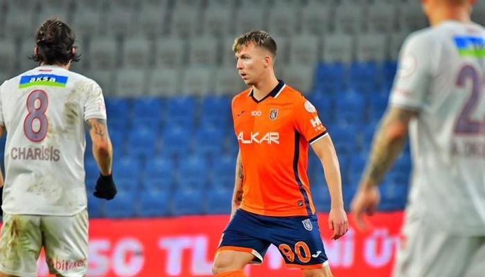Başakşehir'den ayrıldı! Yeni adresi Çin oldu
