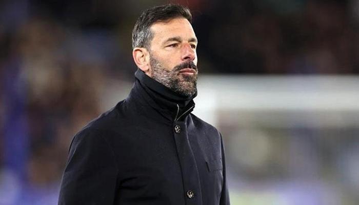 Leicester'da  Nistelrooy dönemi sona erdi