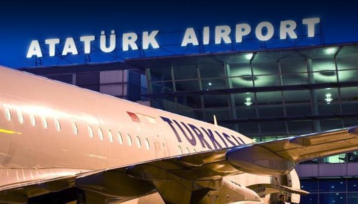 Menajeri İstanbul'a geliyor, imzalar atılıyor