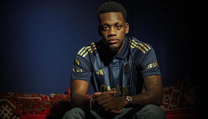 Fenerbahçe tarihinde bir ilk: Jhon Duran