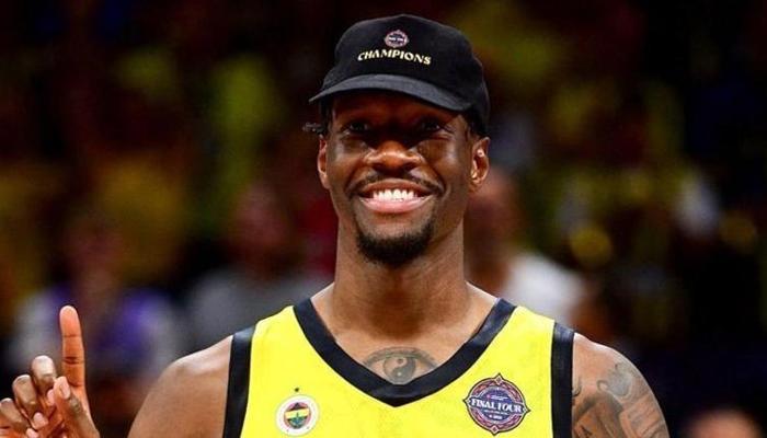 Nigel Hayes-Davis’ten 50 sayılık veda!
