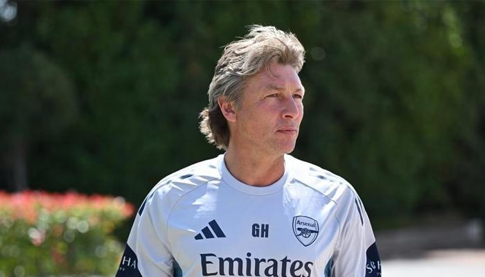 Heinze, Arsenal'da teknik ekibe katıldı