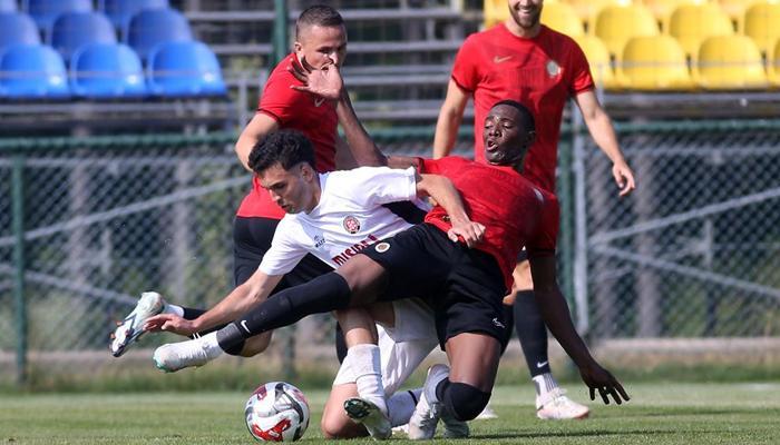 Karagümrük, Gençlerbirliği'ni tek golle geçti