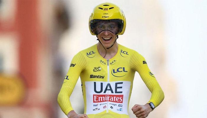 Fransa Bisiklet Turu'nda zafer Tadej Pogacar'ın