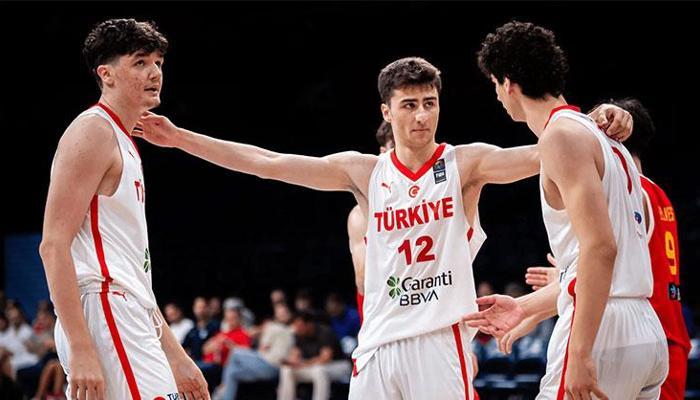 U-18 Basketbol Milli Takım çeyrek finalde kaybetti