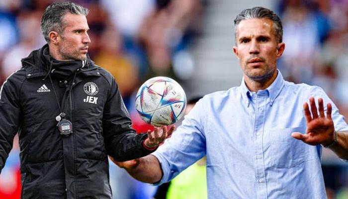 Robin van Persie kötü haberi açıkladı