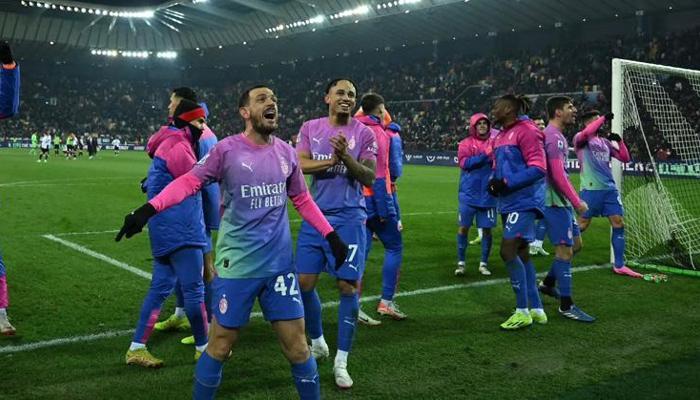 İtalyan yıldız futbolu bıraktığını açıkladı