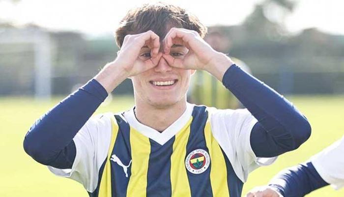 Emirhan Arkutcu imzayı attı!