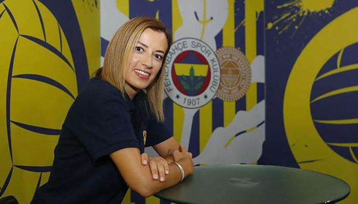 Fenerbahçe'de üst düzey ayrılık! Resmi açıklama geldi