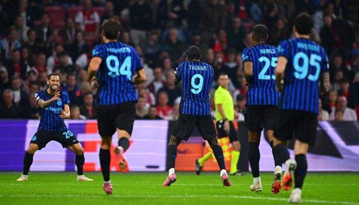 Hakan Çalhanoğlu'ndan Devler Ligi'nde 2 asist!