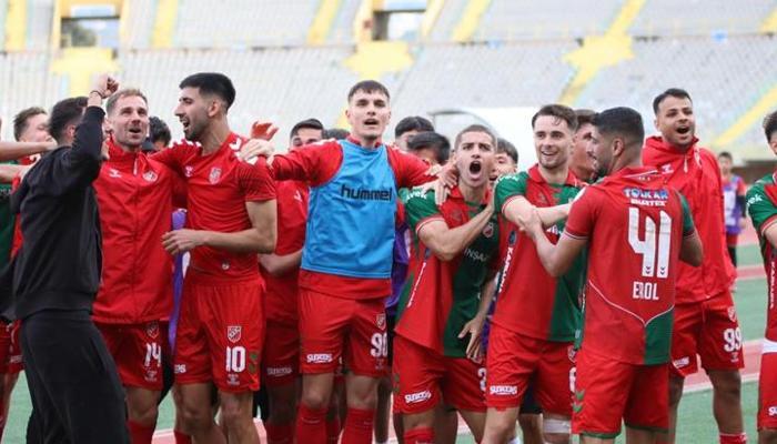 Karşıyaka'nın ligde bileği bükülmüyor!