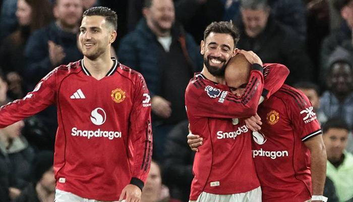 Premier League’de gol şov! Manchester United, Brighton’u 4-2 yenerek farklı kazandı