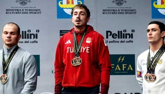 Milli halterci Yusuf Fehmi Genç Avrupa şampiyonu!