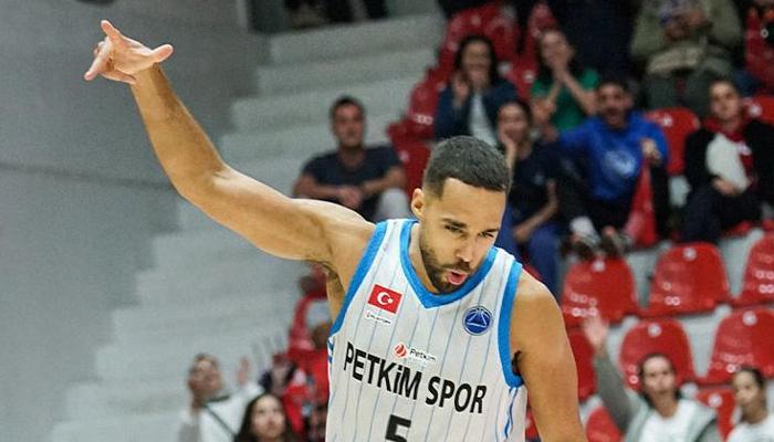 Aliağa Petkimspor deplasmanda Büyükçekmece'yi devirdi