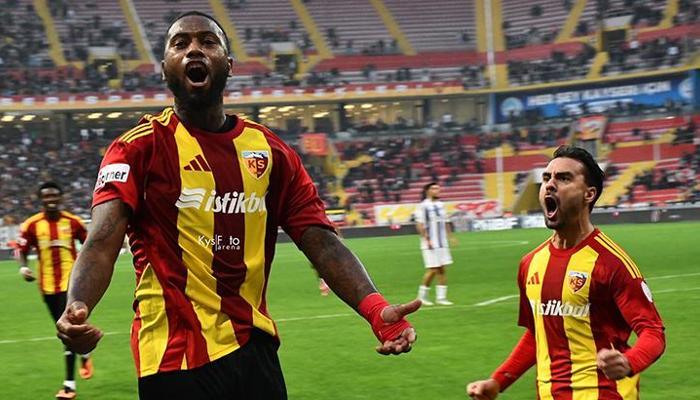 Kayserispor ilk kez 3 gol attı!