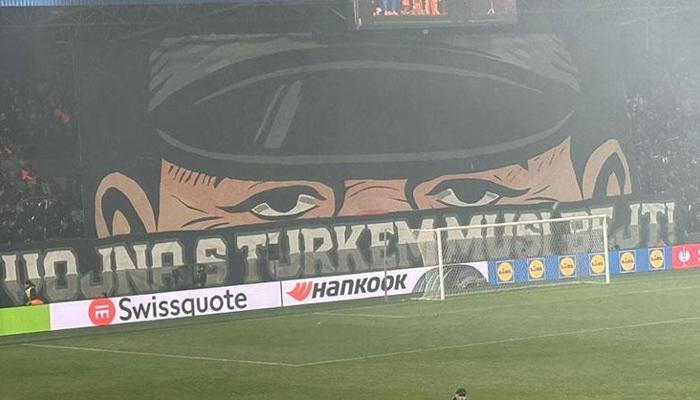 Viktoria Plzen-Fenerbahçe maçı öncesi skandal pankart