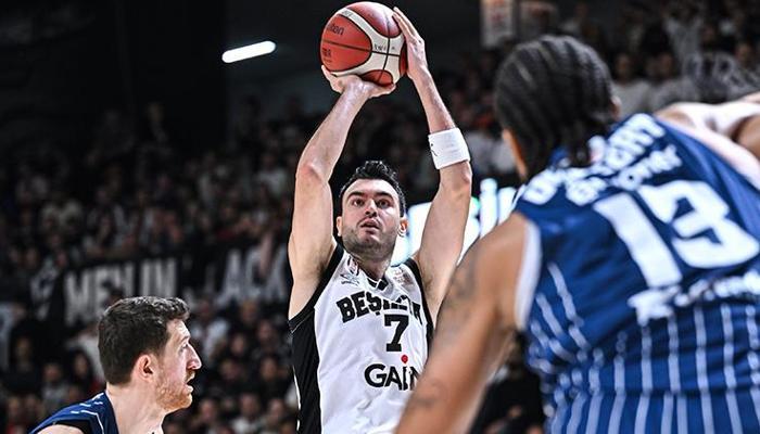 Namağlup lider Beşiktaş Gain!