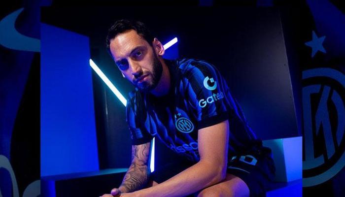 İnter'de Ekim Ayının Oyuncusu Hakan Çalhanoğlu