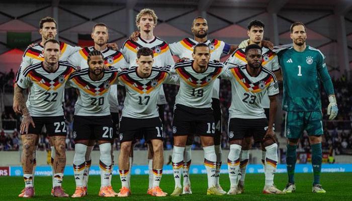 Leroy Sane Panzerler'e asistle döndü!