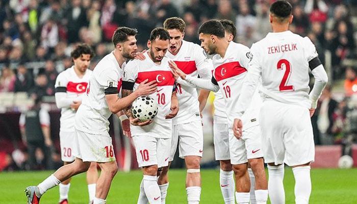 İsmail Yüksek 1 dakika daha dayanamadı, İspanya maçını kaçırdı