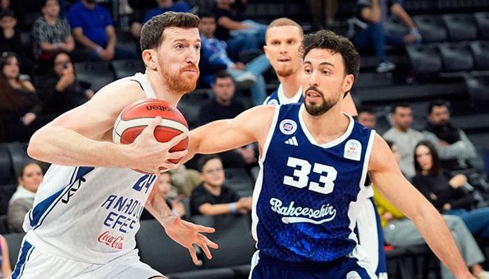 Bahçeşehir Koleji, Anadolu Efes'i devirdi