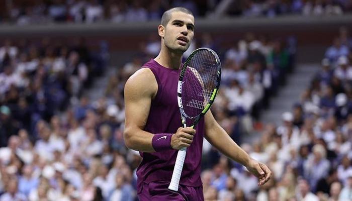 Alcaraz Davis Kupası'ndan çekildi