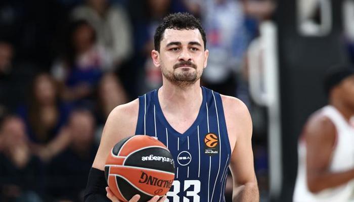 Anadolu Efes'te sakatlık şoku