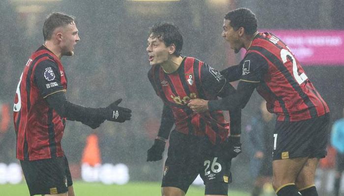 Enes Ünal 9.5 ay sonra Premier Lig'e golle döndü