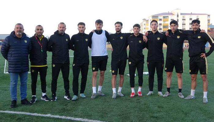 Ağrı 1970 Spor'un kadrosunda 7 oyuncu kaldı