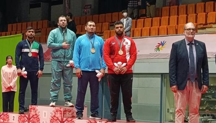 Seymen Berke Nergiz'den bornz madalya