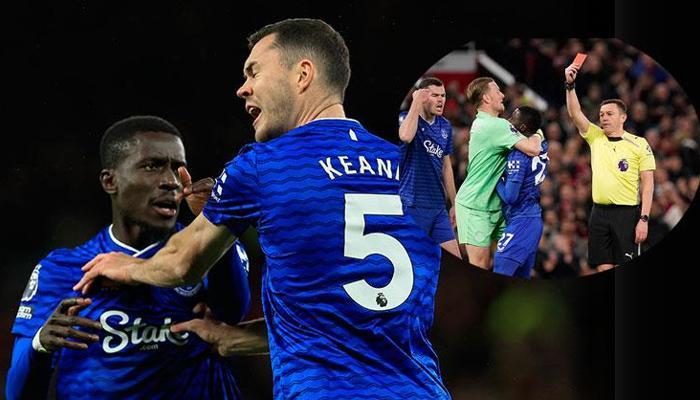 Manchester United-Everton maçında flaş olay