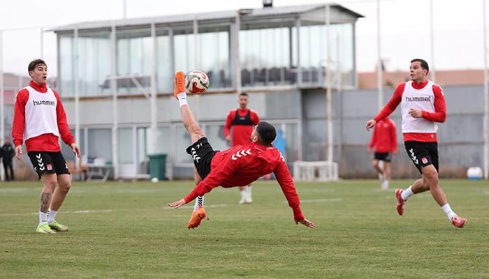 Sivasspor Boluspor maçına hazırlanıyor