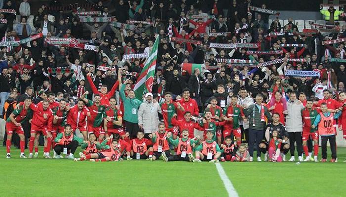 Karşıyaka ve Eskişehirspor'dan karşılıklı bilet jesti