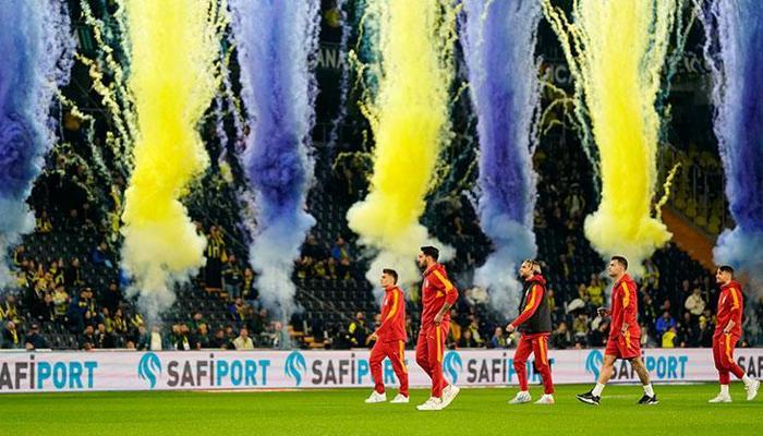 Fenerbahçe'de derbi öncesi Kadıköy şölen alanına döndü!